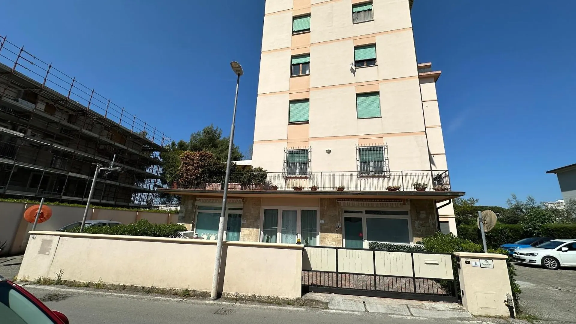 Amarin Pisa Apartment