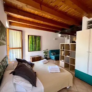 Bright, Cozy In The Heart Of , Verona Italy