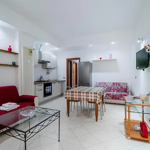 La Casa Dei Sogni Di Serena , Rome Italy