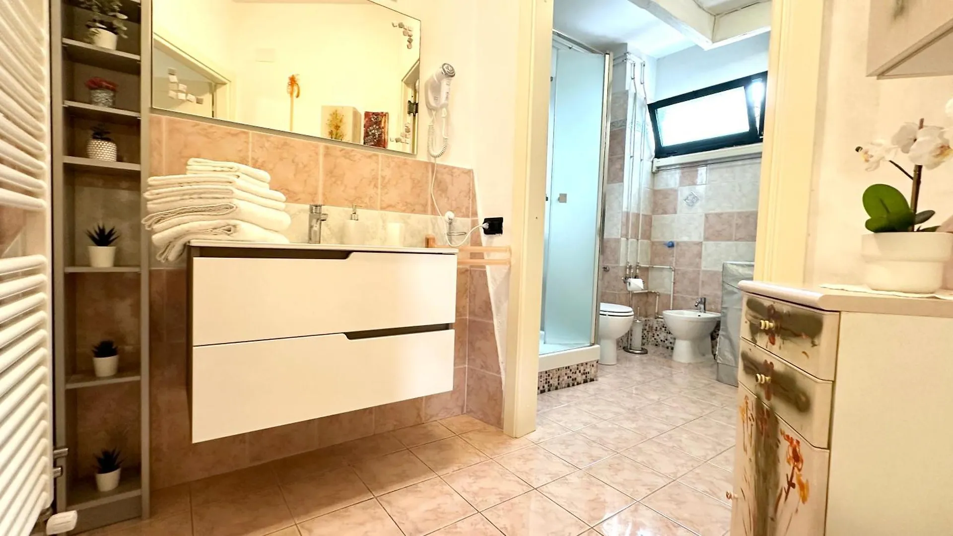 Amarin Pisa Apartment