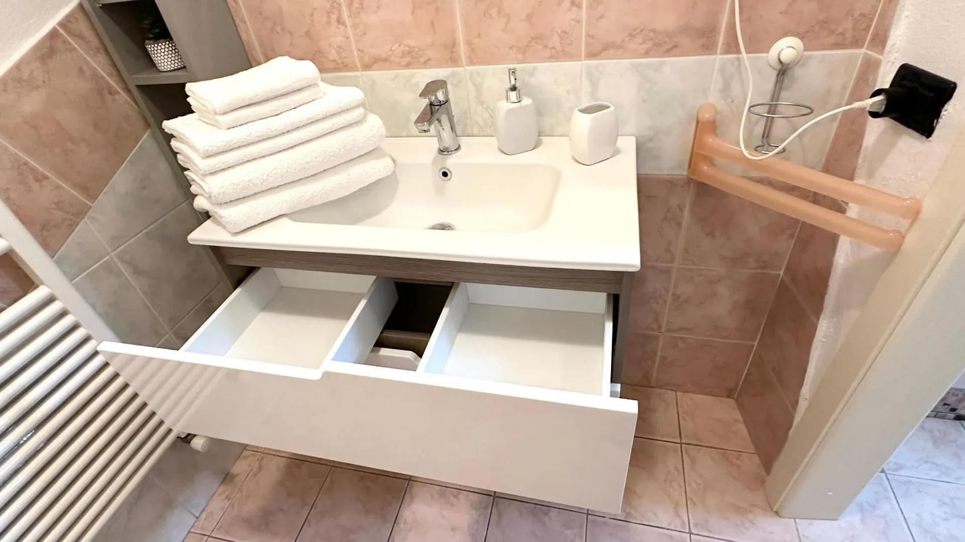 Amarin Pisa Apartment